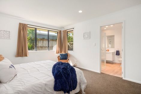 Photo of property in 49 Gibson Place, Papamoa Beach, Papamoa, 3118