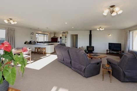 Photo of property in 70 Airedale Road, Weston, Oamaru, 9492