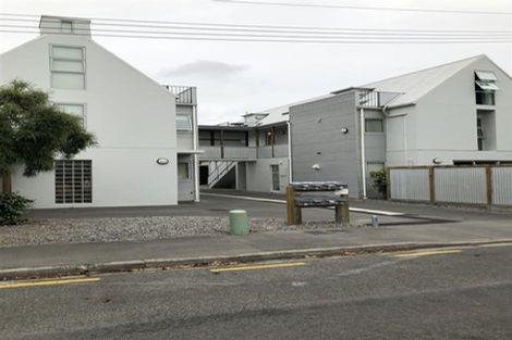 Photo of property in 2/35 Ely Street, Christchurch Central, Christchurch, 8013