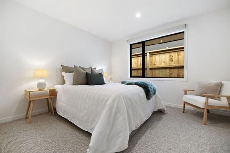 Photo of property in 150 Howden Drive, Jacks Point, 9371