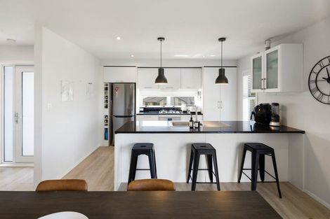 Photo of property in 10 Derbyshire Place, Dinsdale, Hamilton, 3204