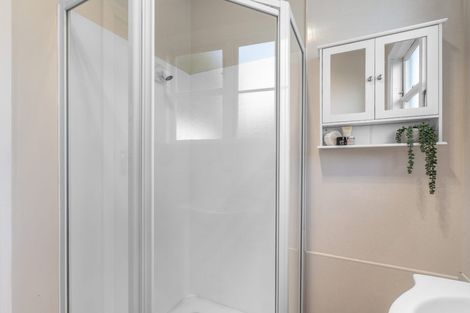 Photo of property in 16 Lockerbie Street, Turnbull Thomson Park, Invercargill, 9810