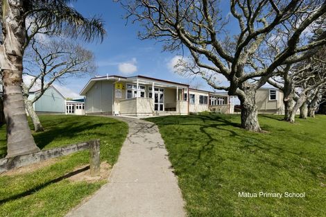 Photo of property in 61 Heron Avenue East, Matua, Tauranga, 3110