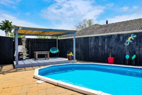 Photo of property in 7 Konini Place, Edgecumbe, 3120