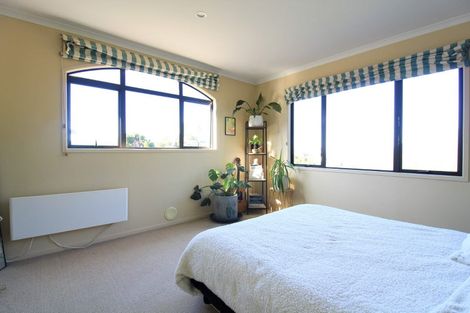 Photo of property in 11 Forsyth Grove, Brooklyn, Wellington, 6021