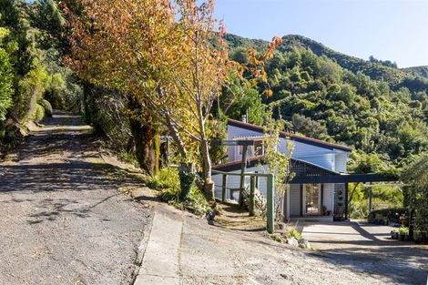 Photo of property in 577 Queen Charlotte Drive, Havelock, Picton, 7281