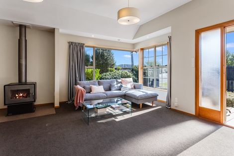 Photo of property in 33 Sabys Road, Halswell, Christchurch, 8025