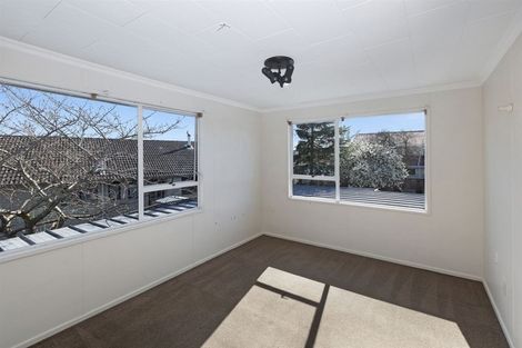 Photo of property in 52 Sawyers Arms Road, Northcote, Christchurch, 8052