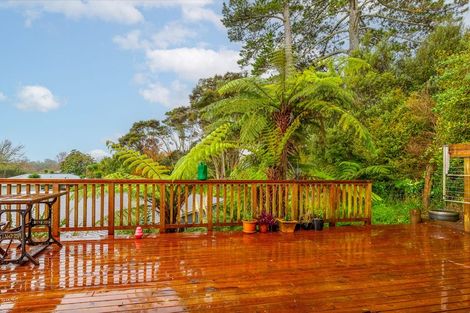 Photo of property in 518e West Coast Road, Oratia, Auckland, 0604