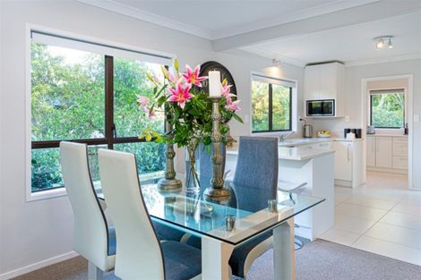 Photo of property in 8a Westbourne Road, Murrays Bay, Auckland, 0630