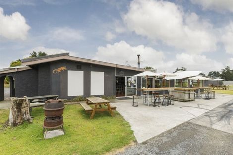 Photo of property in 63 Rangiotu Road, Himatangi, Palmerston North, 4477