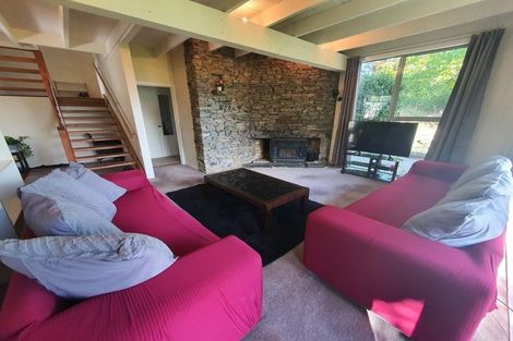 Photo of property in 16 Mckerrow Place, Sunshine Bay, Queenstown, 9300