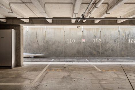 Photo of property in Atlas Apartments, 10/49 Maunganui Road, Mount Maunganui, 3116