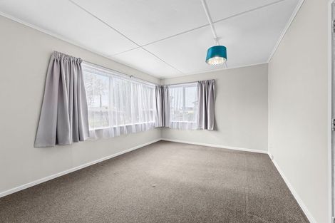 Photo of property in 40 Wrantage Street, Westown, New Plymouth, 4310
