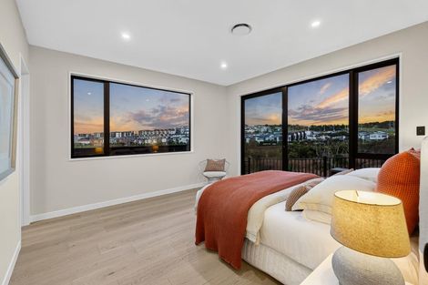 Photo of property in 51 Streamview Way, Long Bay, Auckland, 0630