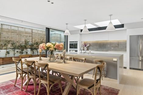 Photo of property in 12 Bay Rise, Wanaka, 9305