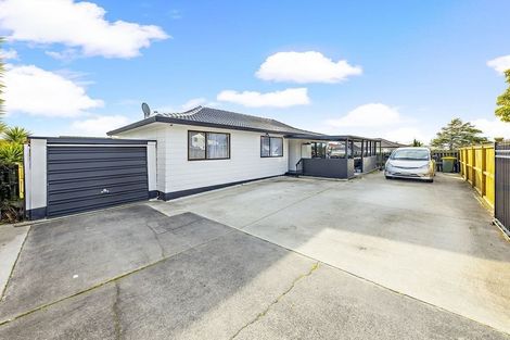 Photo of property in 1/12 Silver Creek Road, Weymouth, Auckland, 2103