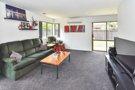 Photo of property in 10b Kindergarten Drive, Conifer Grove, Takanini, 2112