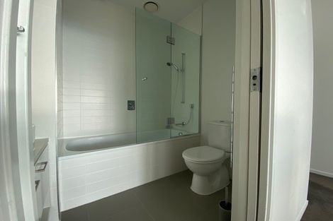 Photo of property in Sentinel Apartments, 1101/3 Northcroft Street, Takapuna, Auckland, 0622