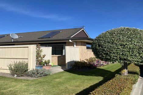 Photo of property in 3 Reeves Road, Rangiora, 7400