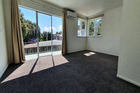 Photo of property in 82 Dundale Avenue, Blockhouse Bay, Auckland, 0600