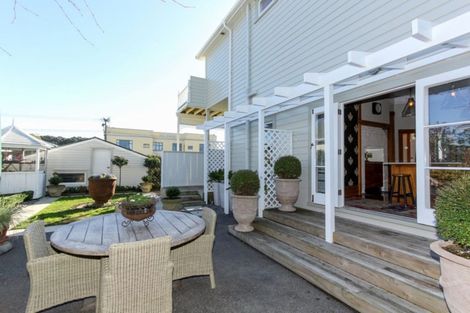 Photo of property in 12 Weymouth Street, New Plymouth, 4310