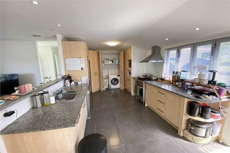 Photo of property in 21 Caribbean Drive, Unsworth Heights, Auckland, 0632