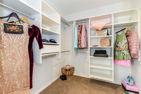 Photo of property in 6 Kaiwaru Place, Waikanae, 5036