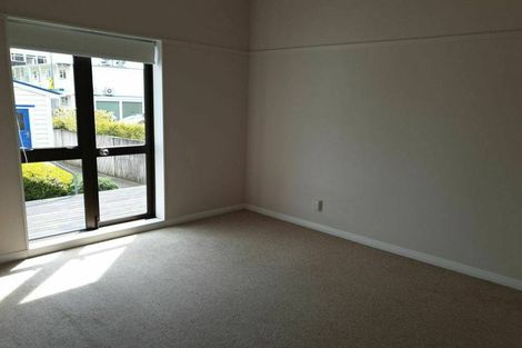 Photo of property in 115 Muritai Road, Eastbourne, Lower Hutt, 5013