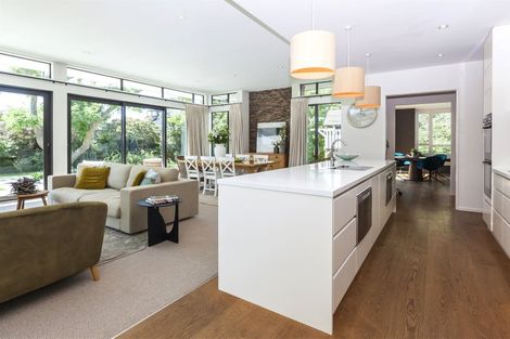 Photo of property in 93 Mays Road, St Albans, Christchurch, 8052