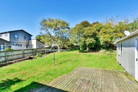 Photo of property in 31 Becker Drive, Weymouth, Auckland, 2103