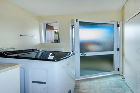 Photo of property in 1/45 Shannon Place, Belfast, Christchurch, 8051