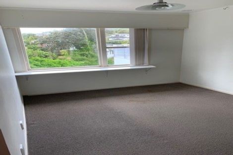 Photo of property in 662a Beach Road, Browns Bay, Auckland, 0630