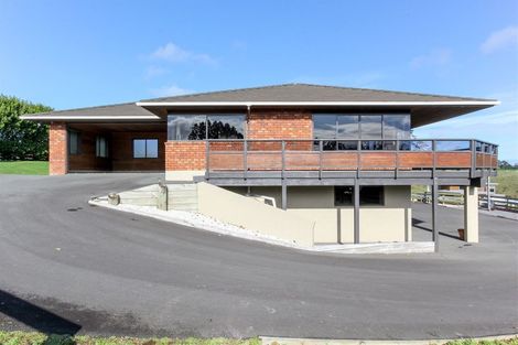 Photo of property in 354 Henwood Road, Hillsborough, New Plymouth, 4372