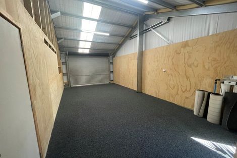 Photo of property in 450 Waitara Road, Huirangi, New Plymouth, 4373