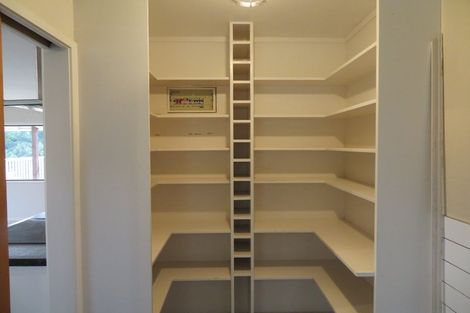 Photo of property in 3 Merrill Place, Birkdale, Auckland, 0626