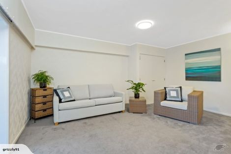 Photo of property in 2/38 Walter Street, Hauraki, Auckland, 0622