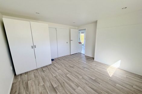 Photo of property in 14 Heather Place, Sunnynook, Auckland, 0620