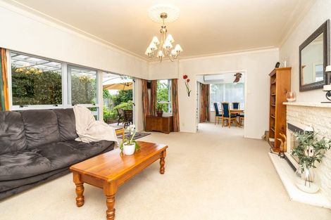 Photo of property in 328 Cambridge Road, Hillcrest, Hamilton, 3216