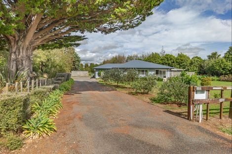 Photo of property in 1098 Queen Street East, Levin, 5571