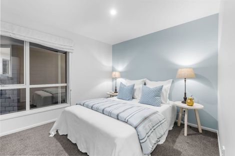 Photo of property in 5 Gilders Grove, Heathcote Valley, Christchurch, 8022