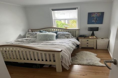 Photo of property in 2/4 Sydney Street, Hauraki, Auckland, 0622
