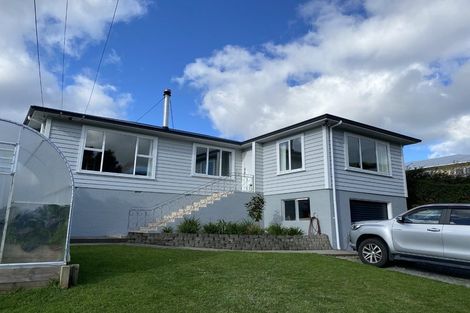 Photo of property in 61 Redwood Avenue, Tawa, Wellington, 5028