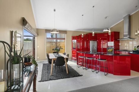 Photo of property in 53 Clemow Road, Fitzroy, New Plymouth, 4312