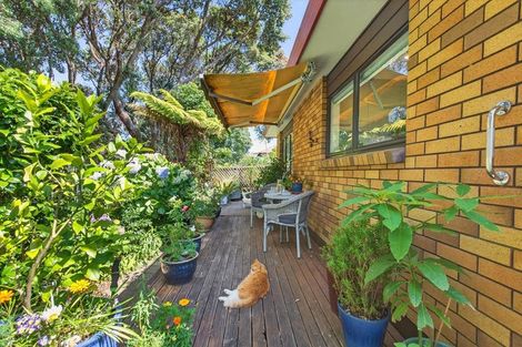 Photo of property in 175a Centreway Road, Orewa, 0931