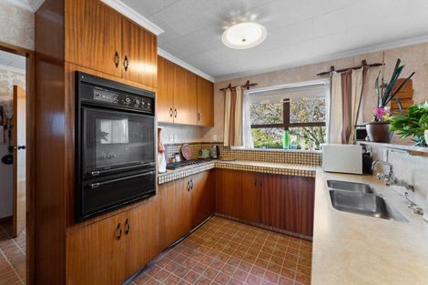 Photo of property in 43 Oriwa Crescent, Otaki, 5512