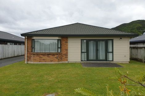 Photo of property in 19 Mandel Mews, Waiwhetu, Lower Hutt, 5010
