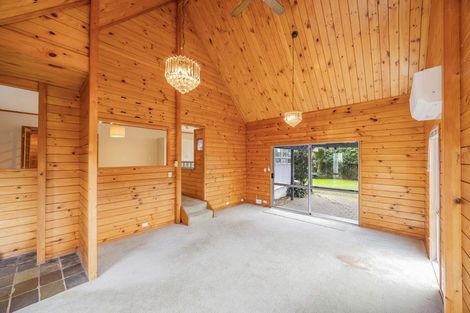 Photo of property in 93 Wiseley Road, West Harbour, Auckland, 0618