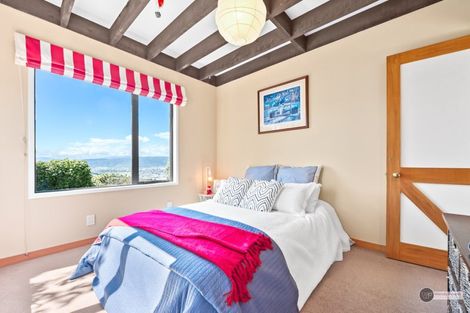 Photo of property in 75 Cypress Drive, Maungaraki, Lower Hutt, 5010