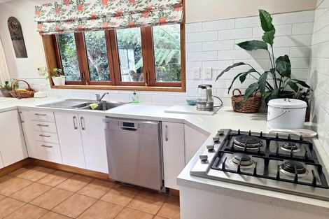 Photo of property in 7 Chichester Drive, Pinehaven, Upper Hutt, 5019